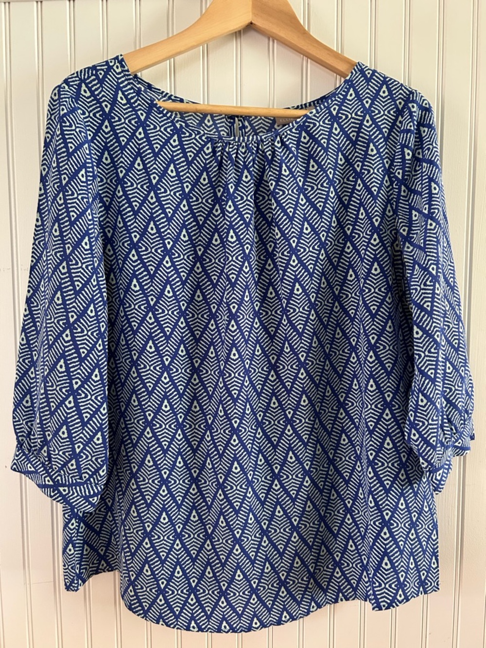 Women's Silk Blue Geometric Peasant Blouse